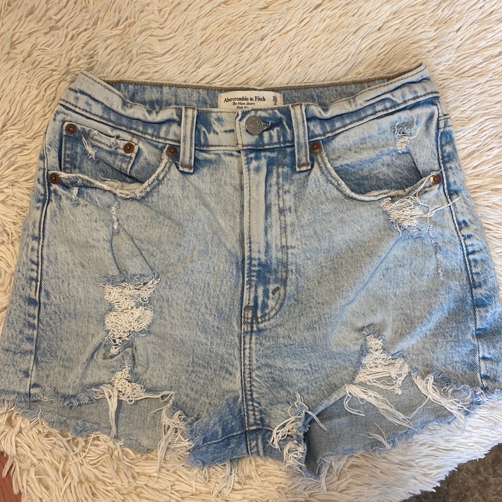 Abercrombie and Fitch Mom Shorts curve love